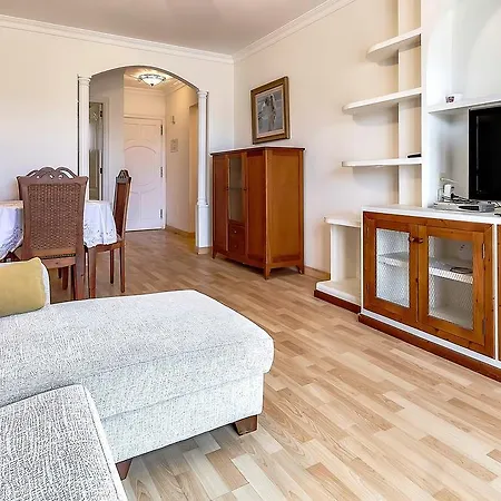 Del Duque 28ben7 Apartman *