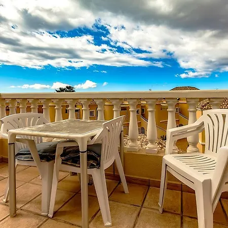 Del Duque 28ben7 Apartman *