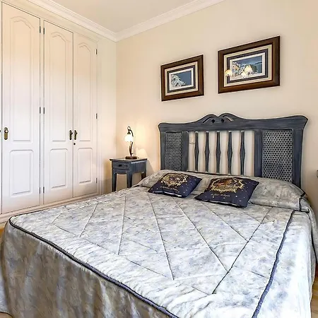 Del Duque 28ben7 Apartman *